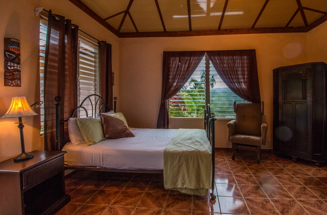 Our Lodgings - K-Rae's | Irish Pub and Inn